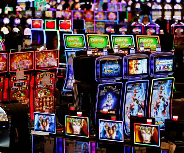 สล็อต BETFLIK ฝากถอนไว 24 ชม. กับ BETFLIK168